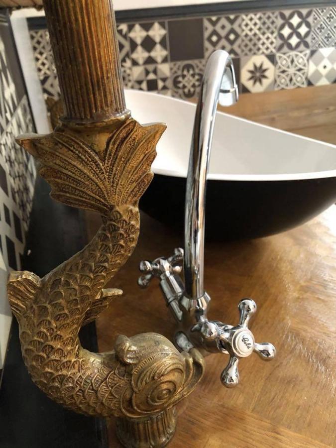 Appartement Romantique Parisien, Baignoire Retro Au Pied Du Lit Булонь-сюр-Мер Экстерьер фото
